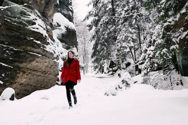 easy snow hiking