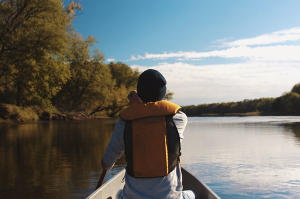 what to bring canoeing