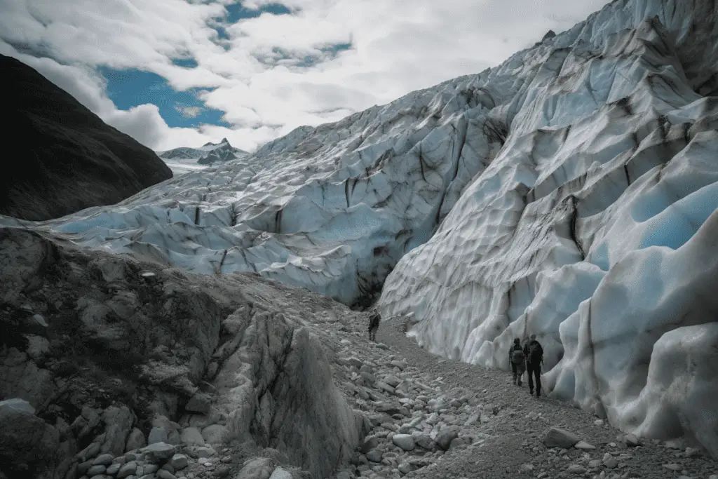 what is glacier hiking